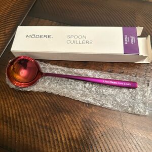 BRAND NEW MODERE Trim Limited Edition PURPLE VIOLET Spoon NEW IN BOX